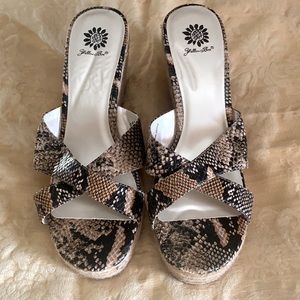 Yellow Box animal print sandals